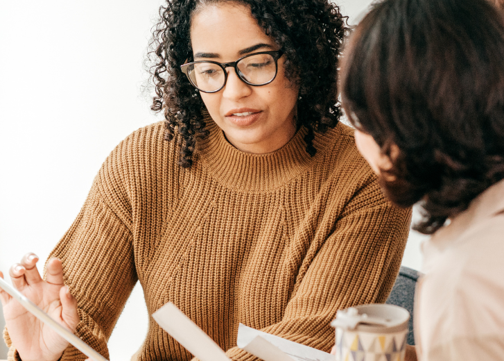 Financial advisor with clients
